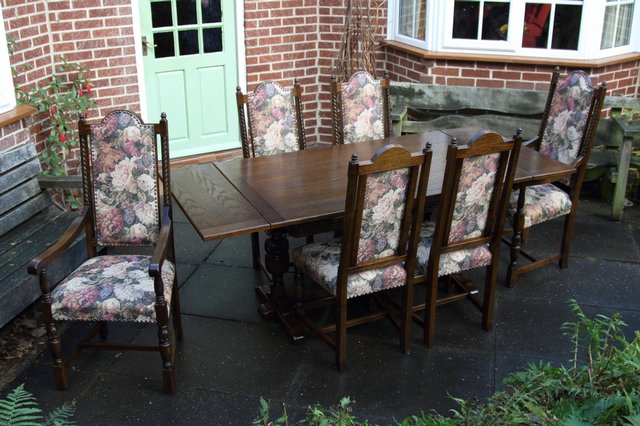Image 21 of JAYCEE CARVED OAK DINING SET TABLE 6 CHAIRS ARMCHAIRS