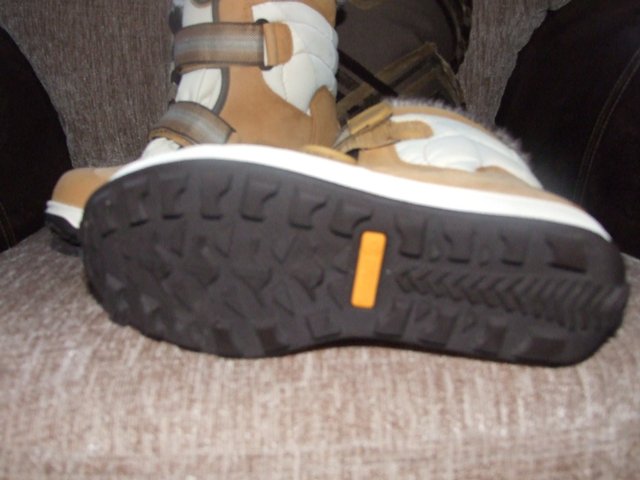 Image 3 of New Timberland Womens Snow Boots