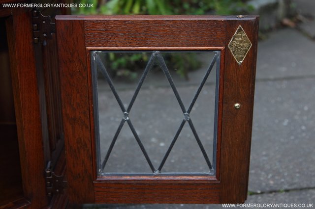 Image 9 of OLD CHARM OAK CORNER TV CABINET STAND TABLE CUPBOARD