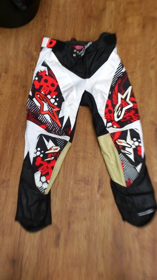 Preview of the first image of MotoX/BMX trousers.