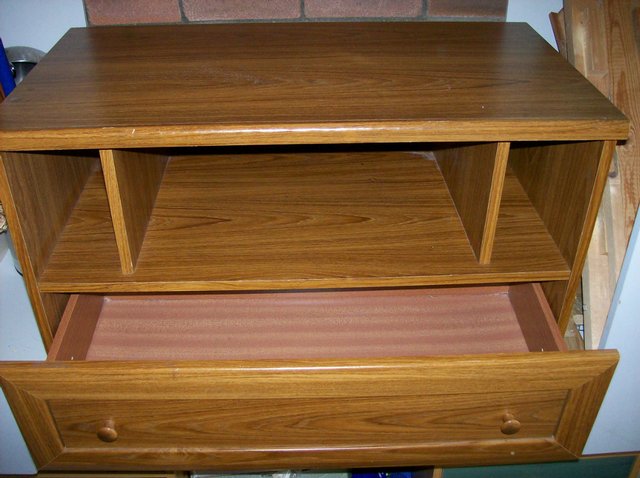 Preview of the first image of TV /Hi-fi Unit with and shelf and drawer under..