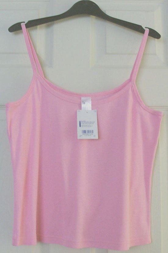 Preview of the first image of BNWT GORGEOUS LADIES BABY PINK TOP - SZ 16   B13.