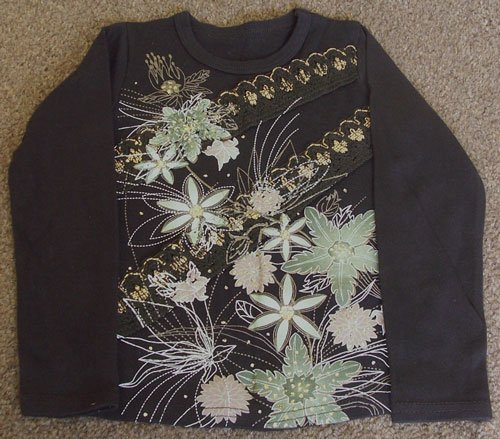Preview of the first image of PRETTY GIRLS BROWN TOP WITH GLITTER DETAIL - AGE 4/5 YRS.