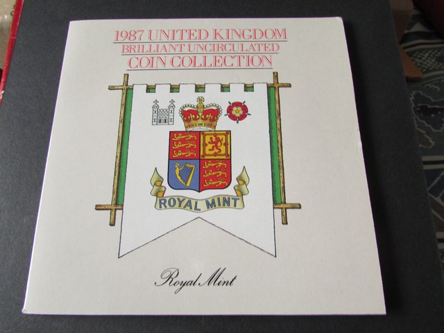 Image 3 of 1987 UNITED KINGDOM BRILLIANT UNCIRCULATED COIN COLLECTION.