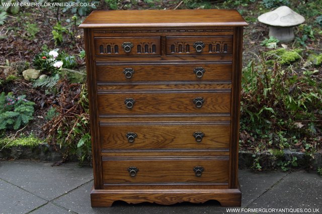 Image 21 of OLD CHARM JAYCEE LIGHT OAK CHEST OF DRAWERS SIDEBOARD