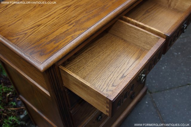 Image 24 of OLD CHARM JAYCEE LIGHT OAK CHEST OF DRAWERS SIDEBOARD