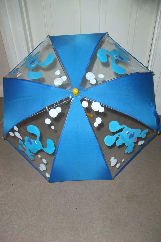 Preview of the first image of Child's umbrella.