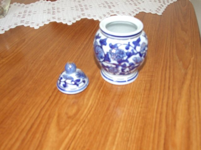 Image 3 of Blue,White &Gold Ceramic Jar