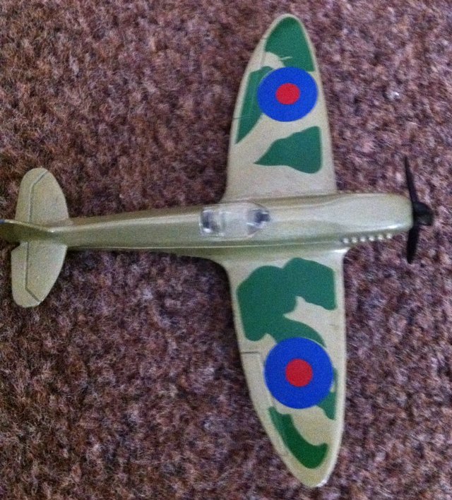 Preview of the first image of VINTAGE 1973 SPITFIRE BY MATCHBOX.
