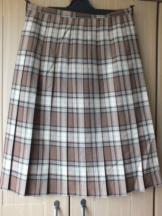 Preview of the first image of Ladies Eastex Pleated Skirt.