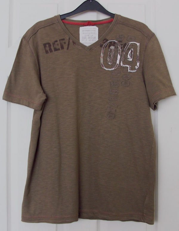 Preview of the first image of GORGEOUS MENS BROWN T SHIRT BY NEXT - SZ M B17.