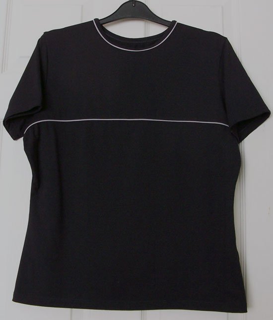 Preview of the first image of LADIES BLACK T SHIRT BY MARKS & SPENCER SZ 18 B13.