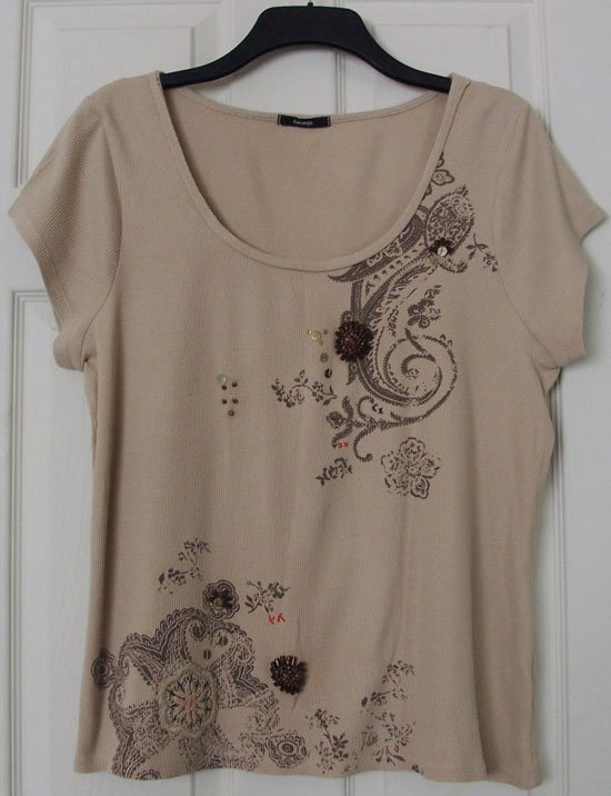 Preview of the first image of PRETTY LADIES BROWN T SHIRT BY GEORGE - SZ 18 B11.
