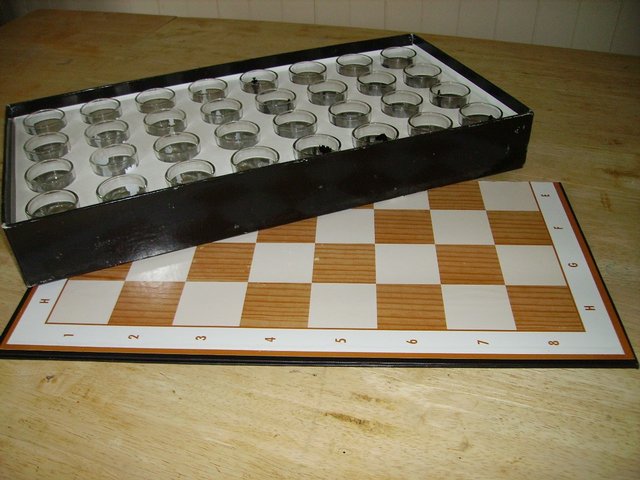 Preview of the first image of Chess drinking game.