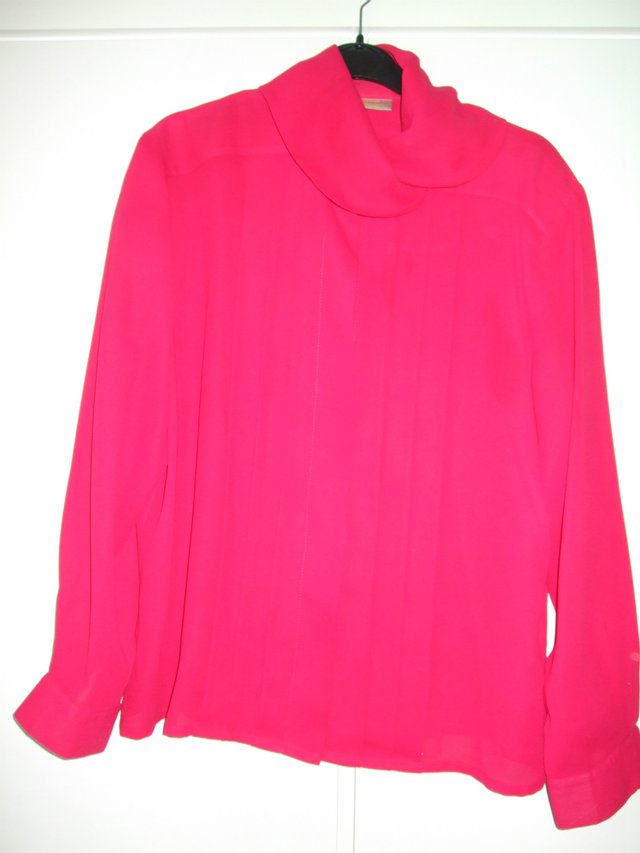 Preview of the first image of Ladies Eastex Blouse.