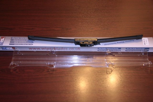 Preview of the first image of 16 inch Wiper Blade.