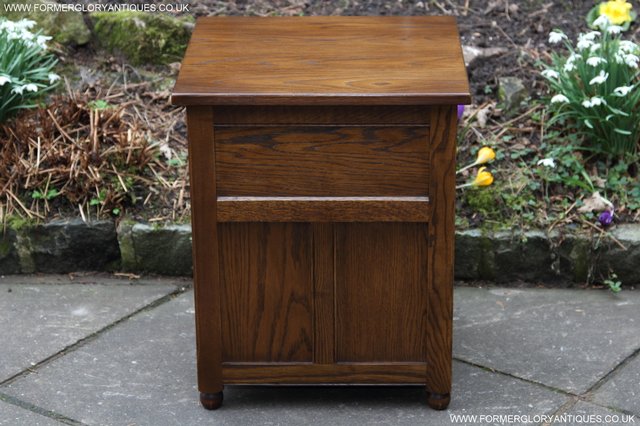 Image 3 of OLD CHARM LIGHT OAK CHEST OF DRAWERS SIDEBOARD BEDSIDE TABLE