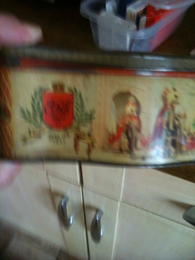 Preview of the first image of vintage collectors biscuit tin.
