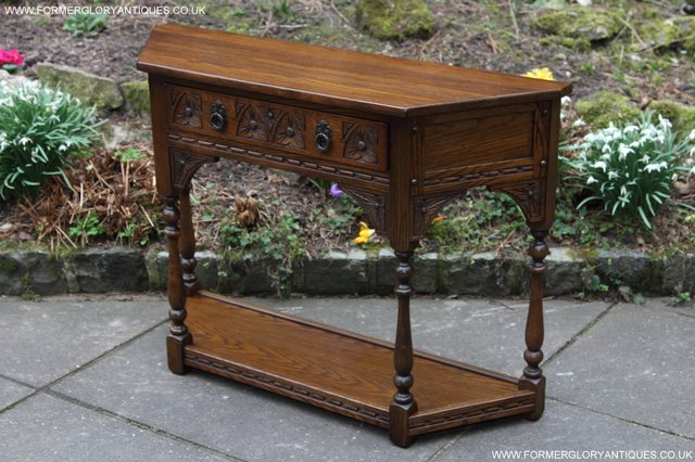 Image 26 of OLD CHARM LIGHT OAK OCCASIONAL COFFEE LAMP HALL TABLE