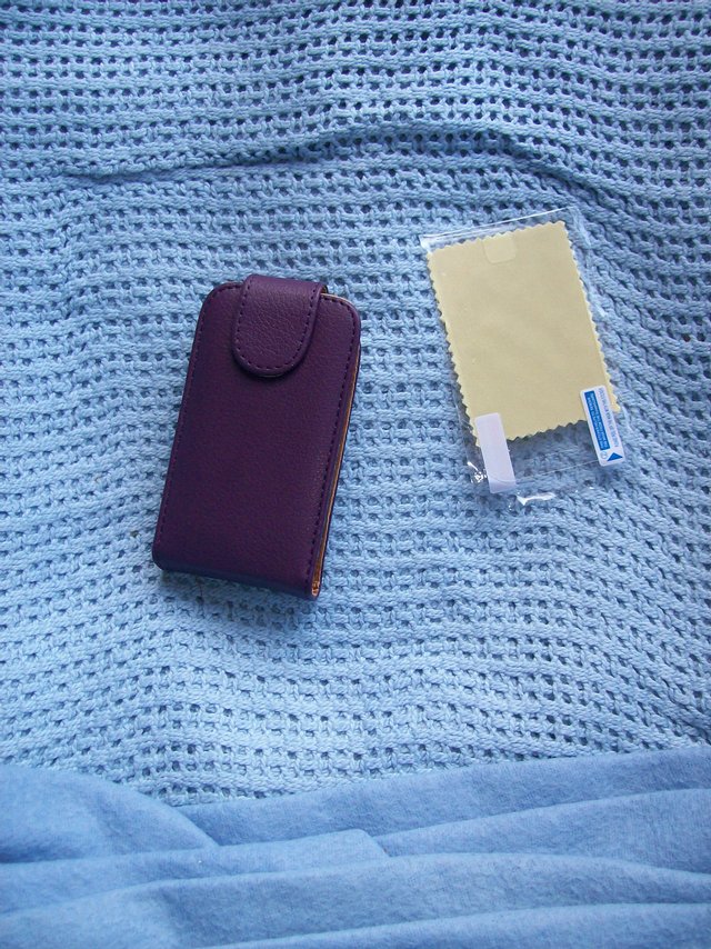 Image 2 of New Purple Phone Case for Samsung Galaxy Y S5360. + Cloth