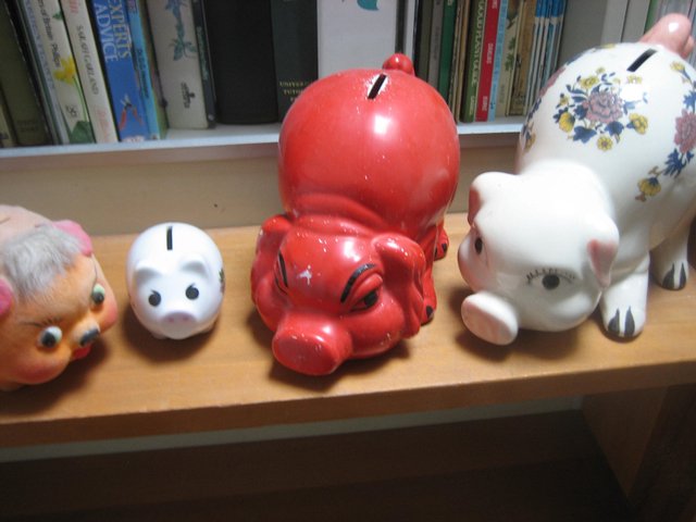 Image 3 of Piggy bank collection - ceramic