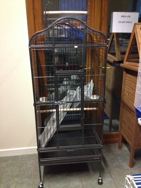 Image 2 of BIRD/PARROT CAGES