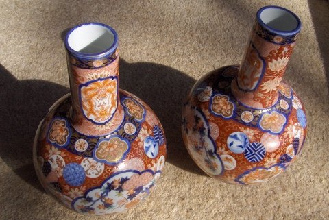Image 2 of Antique Japanese Imari Vases - 1870s Period