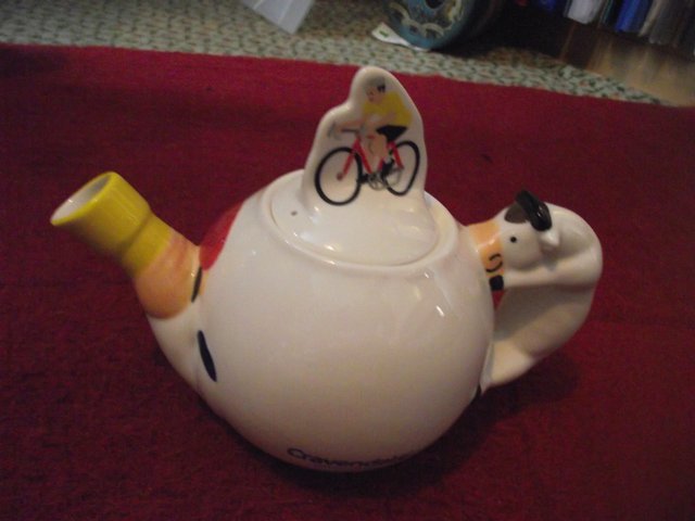 Preview of the first image of Cravendale Collectables TEAPOT Mint Condition.