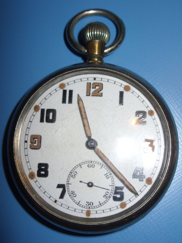 Preview of the first image of WW2 MILITARY POCKET WATCH.