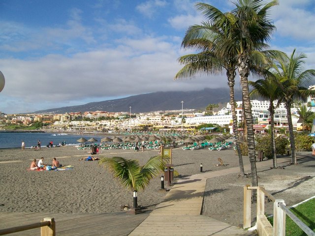 Image 7 of Tenerife spacious 1 bedroom ground floor apartment late rate