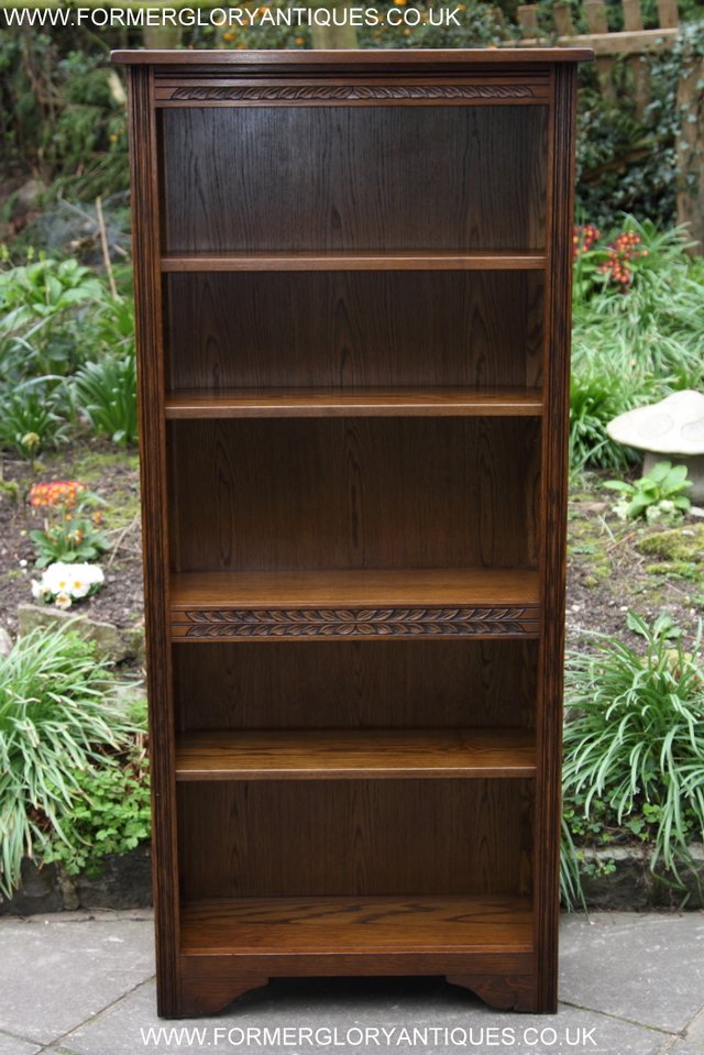 Preview of the first image of OLD CHARM LIGHT OAK BOOKCASE SHELVES DISPLAY CD DVD CABINET.