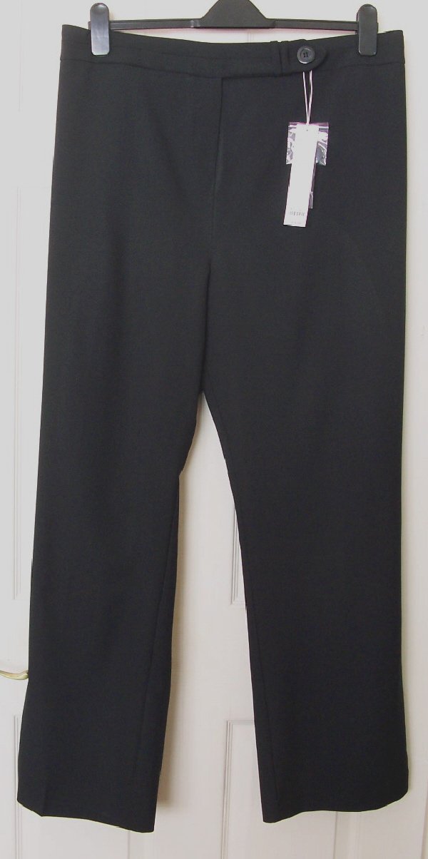 Preview of the first image of BNWT LADIES PLUS SIZE BLACK TROUSERS BY EVANS - SZ 30  B22.