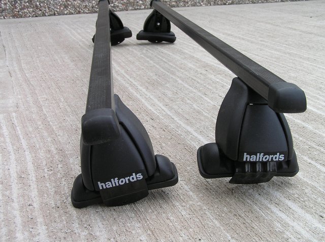 Image 3 of Roof Bars to suit a Ford Mondeo