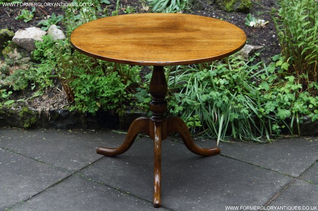 Image 3 of TITCHMARSH GOODWIN STYLE OAK COFFEE LAMP WINE TILT TOP TABLE