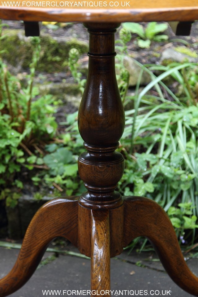 Image 20 of TITCHMARSH GOODWIN STYLE OAK COFFEE LAMP WINE TILT TOP TABLE