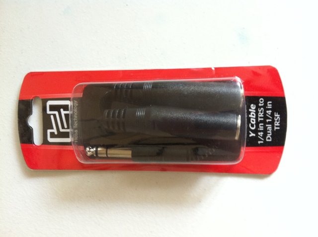 Preview of the first image of Stereo Splitter Y Cable for headphone or stereo leads.