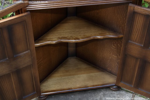 Image 12 of OLD CHARM STYLE OAK CORNER CABINET DISPLAY CUPBOARD BOOKCASE