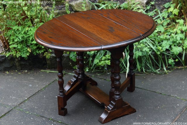 Image 2 of BEVAN FUNNELL OAK SIDE OCCASIONAL COFFEE LAMP PHONE TABLE