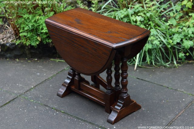 Image 27 of BEVAN FUNNELL OAK SIDE OCCASIONAL COFFEE LAMP PHONE TABLE