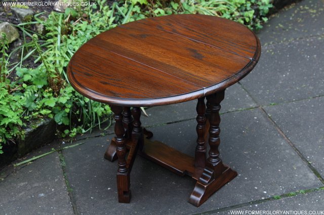 Image 31 of BEVAN FUNNELL OAK SIDE OCCASIONAL COFFEE LAMP PHONE TABLE