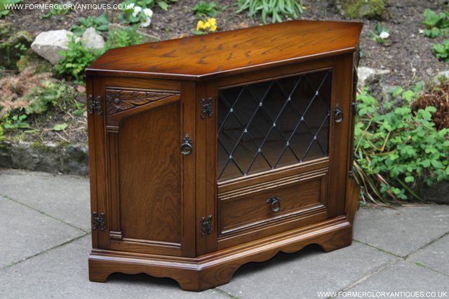 Image 3 of OLD CHARM STYLE OAK TV HI FI DVD CD STAND TABLE CABINET