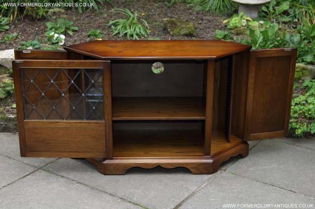 Image 29 of OLD CHARM STYLE OAK TV HI FI DVD CD STAND TABLE CABINET