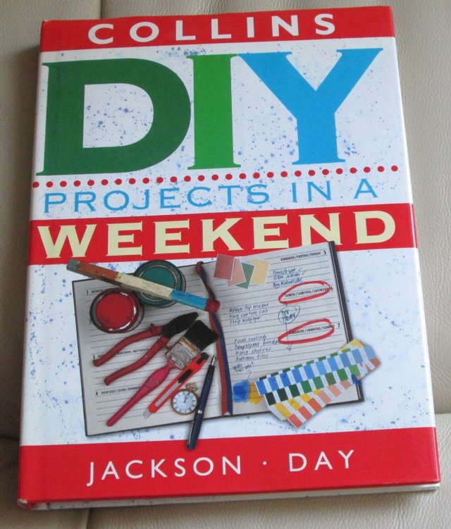 Preview of the first image of H/b book DIY PROJECTS IN A WEEKEND - gc.