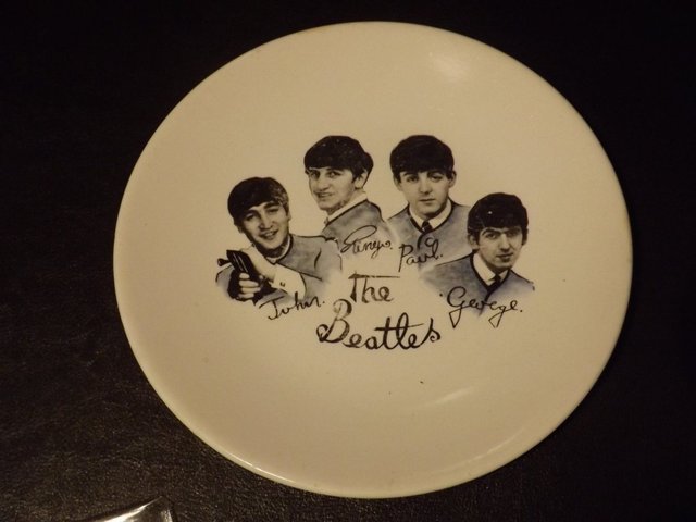 Preview of the first image of BEATLES ORIGINAL PLATE.