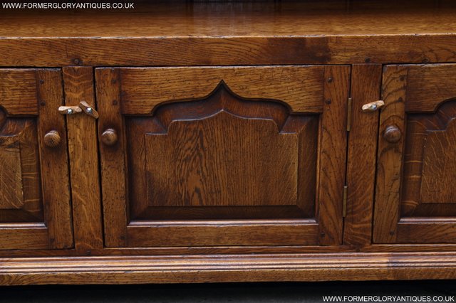Image 16 of TITCHMARSH GOODWIN STYLE OAK OPEN BOOKCASE CD DVD CABINET