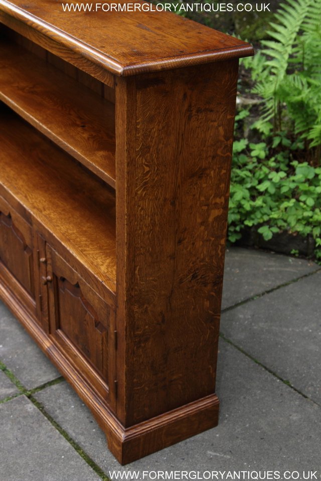 Image 20 of TITCHMARSH GOODWIN STYLE OAK OPEN BOOKCASE CD DVD CABINET