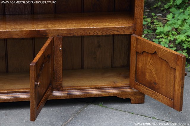 Image 23 of TITCHMARSH GOODWIN STYLE OAK OPEN BOOKCASE CD DVD CABINET