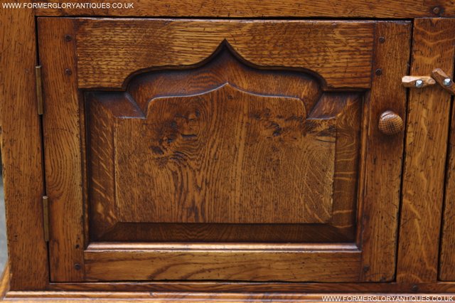 Image 35 of TITCHMARSH GOODWIN STYLE OAK OPEN BOOKCASE CD DVD CABINET