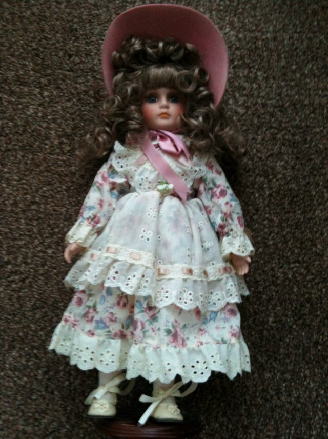 Image 3 of Porcelain Alberon doll "Jenny" approx 16" high