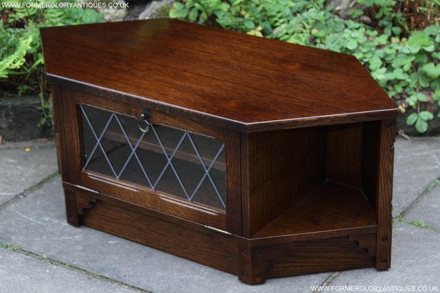 Image 12 of OLD MILL / CHARM OAK CORNER TV HI FI DVD STAND TABLE CABINET